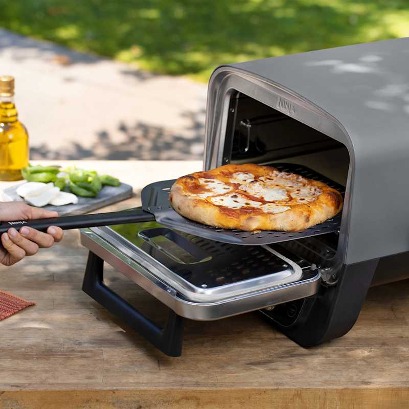 Ninja Woodfire™ 8-in-1 Outdoor Oven (With Premium Cover and Adjustable Stand)