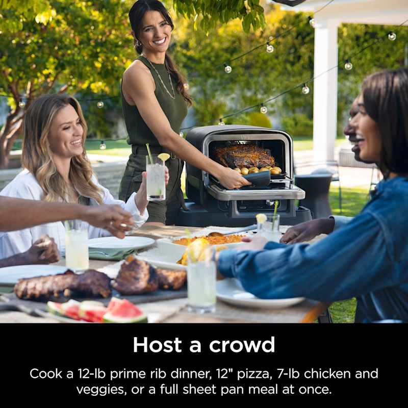 Ninja Woodfire™ 8-in-1 Outdoor Oven