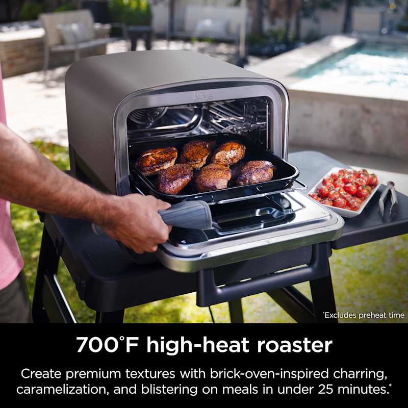 Ninja Woodfire™ 8-in-1 Outdoor Oven
